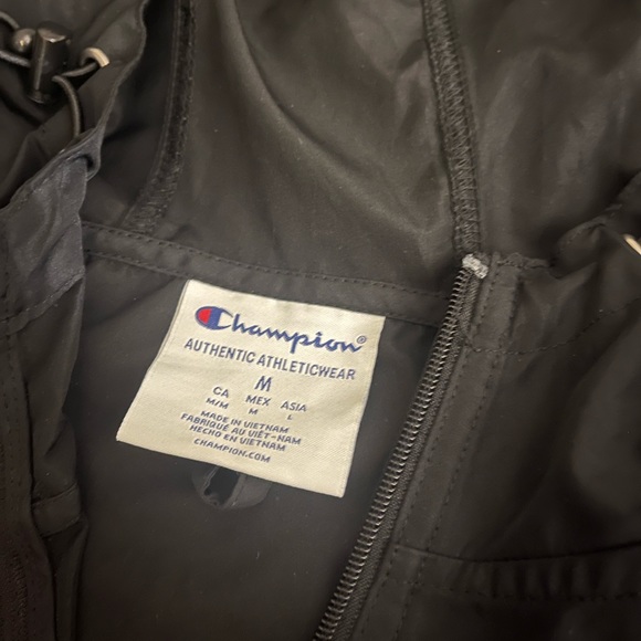 Black half zip champion pull over - Picture 2 of 2